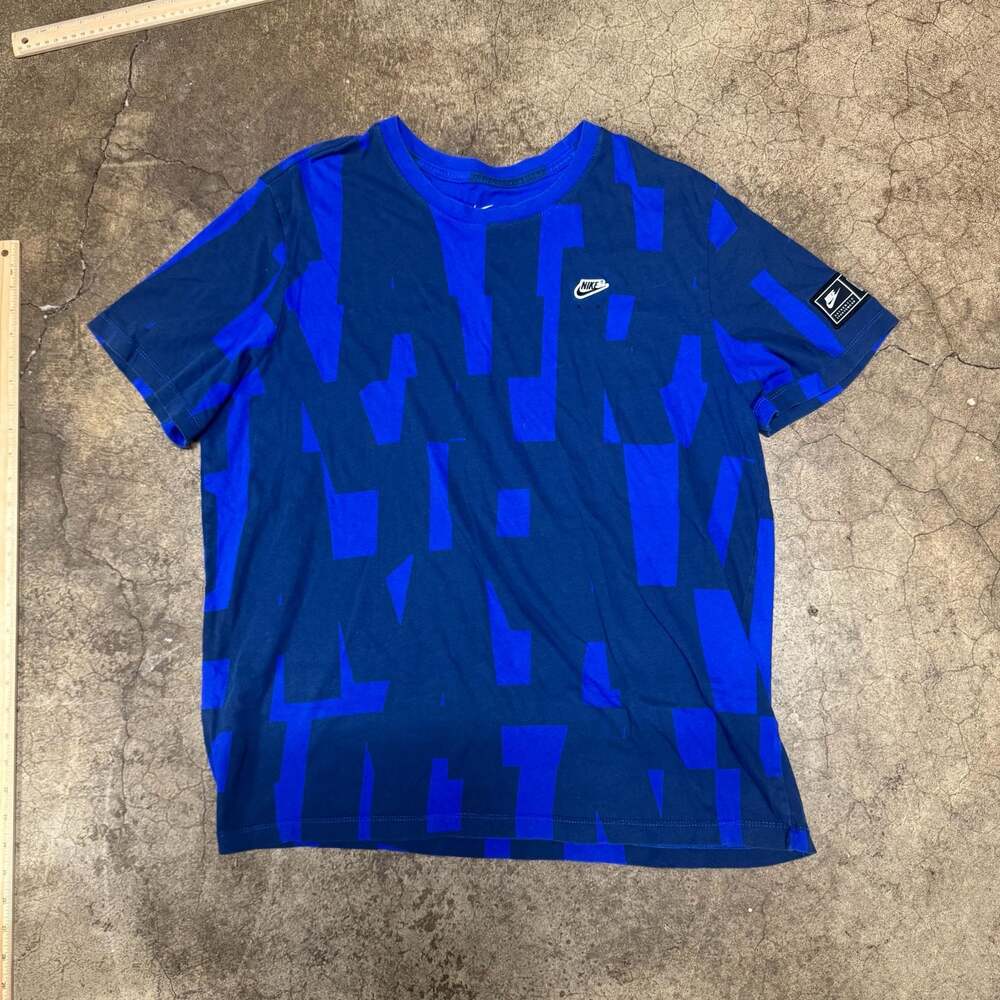 Nike Air All-Over Print Logo Graphic T-Shirt